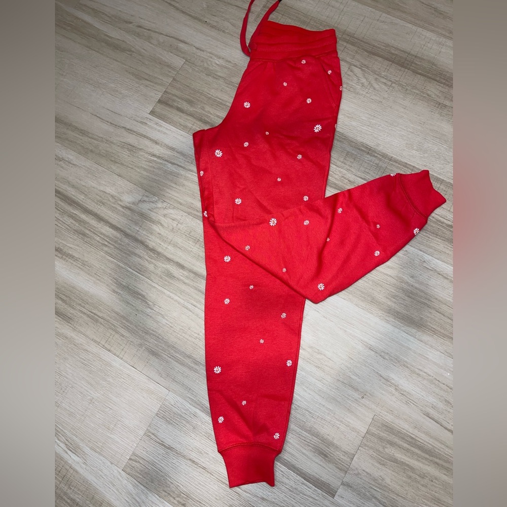 Old Navy Daisy sweatpants - Picture 2 of 3